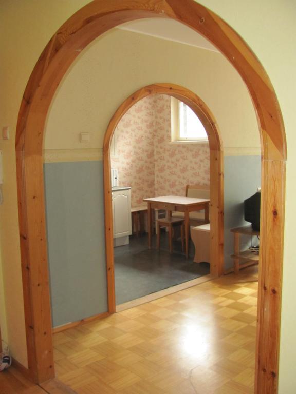 Economy Baltics Apartments - Liivamaee Tallinn Eksteriør billede